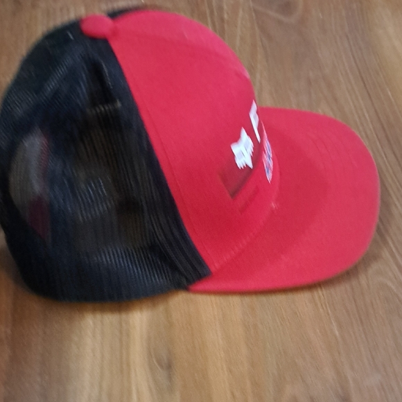 Fox Red and Black Racing Cap - Picture 5 of 7